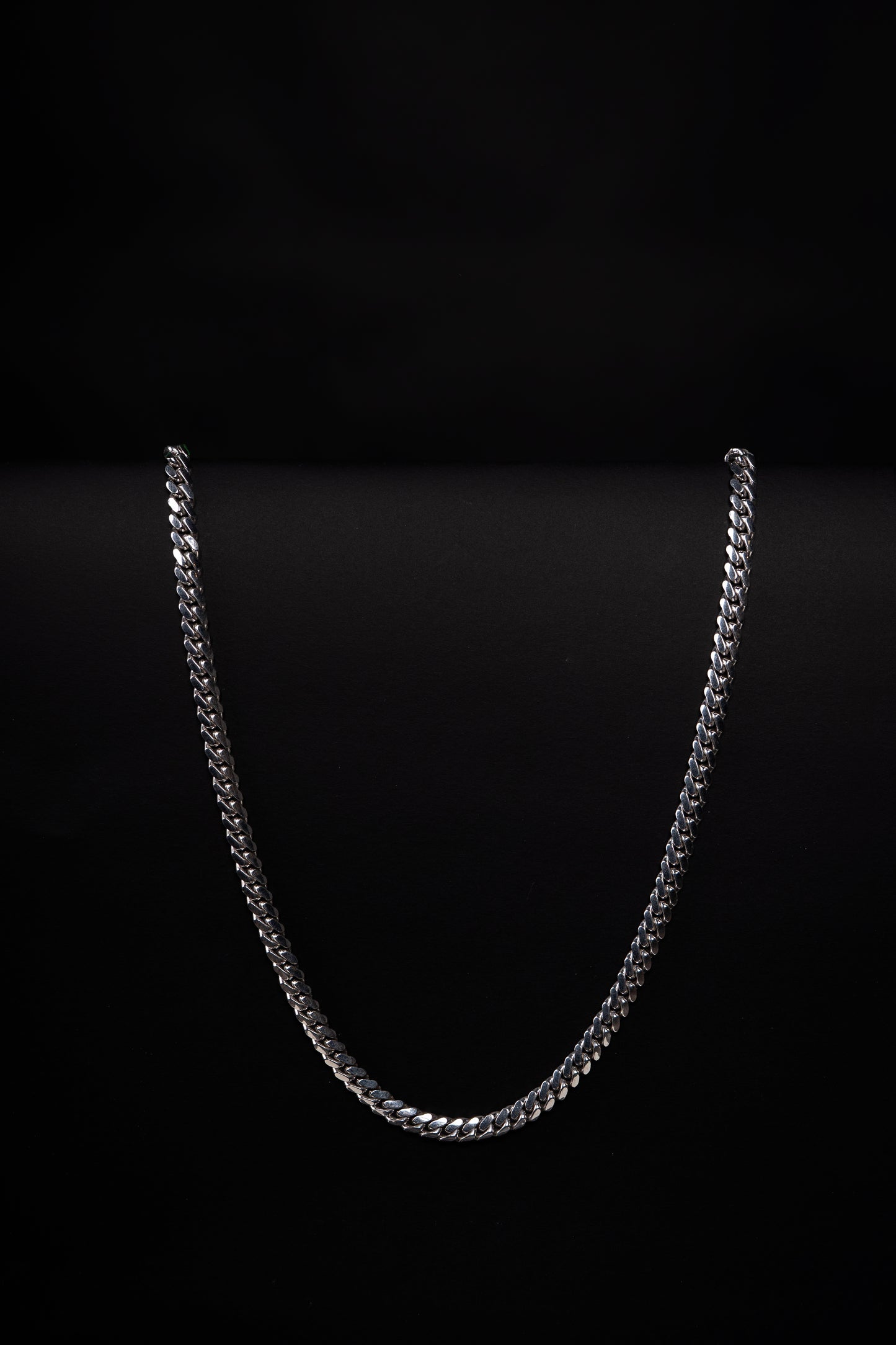 18k White Gold Cuban Necklace